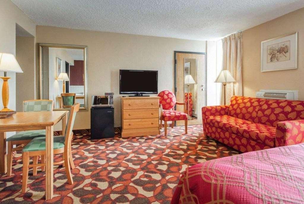 Hotel Wingate By Wyndham Sheboygan Einrichtungen foto
