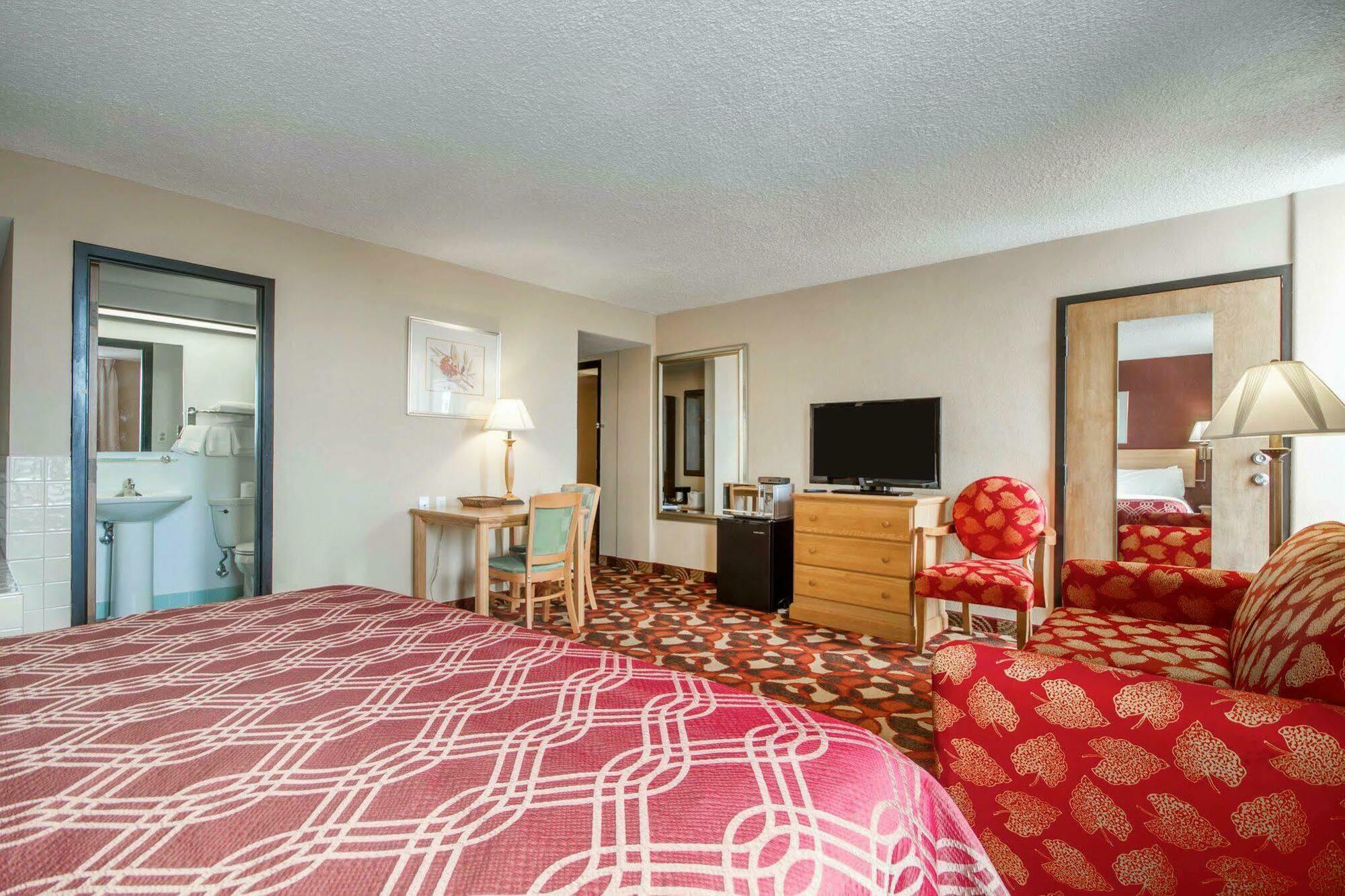 Hotel Wingate By Wyndham Sheboygan Exterior foto