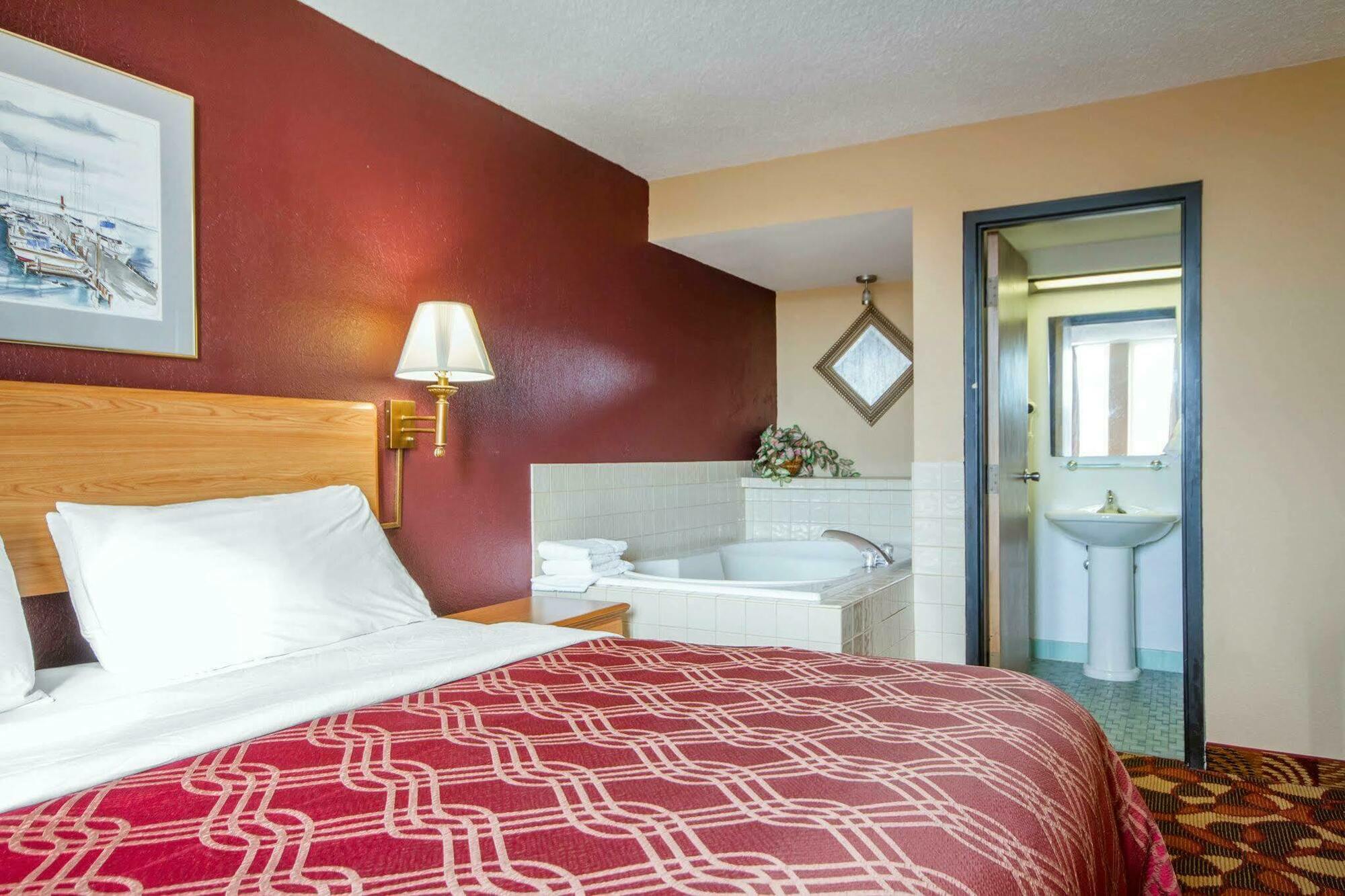 Hotel Wingate By Wyndham Sheboygan Exterior foto